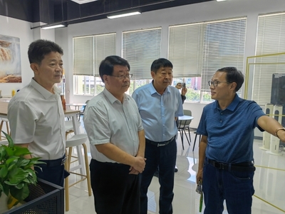 梅延良率隊赴珠海、惠州開展招商引資活動，深化信息服務(wù)業(yè)合作